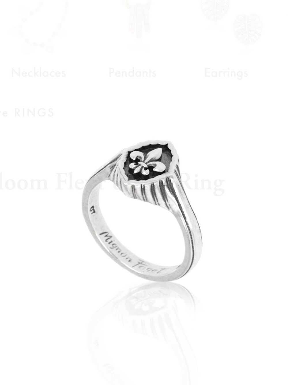 Mignon Faget Heirloom Fleur-de-Lis Signet Ring